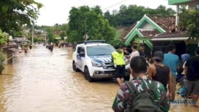 Banjir di OKU Rendam Rumah Ketua Mahkamah Agung, Prof Syarifuddin Terpaksa Diungsikan
