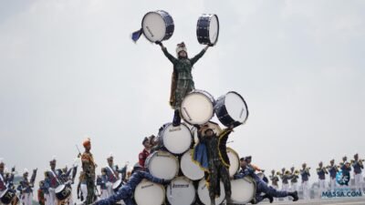 Penampilan Drumband Taruna AAU Pukau Pj Gubernur dan Masyarakat Palembang