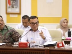 Dihadapan Mendagri Joncik Perjuangkan Dana Transfer Keuangan Daerah, Tegaskan Komitmen Lindungi Nasib PPPK