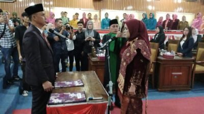 Gantikan Almarhum Saukani, Sulaila Resmi Sebagai Anggota DPRD Kabupaten Empat Lawang