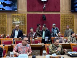 Dr. H. Joncik Muhammad “Urgensi Mata Pelajaran Geografi :Geografi sebagai Penjaga Bangsa dan Kedaulatan NKRI