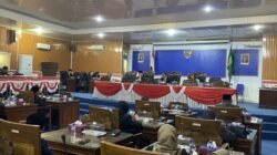 Rapat paripurna DPRD dalam rangka mendengarkan laporan panitia khusus dan penyampaian pendapat fraksi-fraksi dewan kepada bupati atas LKPJ Bupati Empat Lawang Tahun 2025