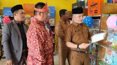 Momen HARDIKNAS, Penyuluh Agama Bersinergi Hadiri Launching Perpustakaan Ramah Anak SDN Sukarami