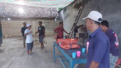 Gotong Royong Sambut Iduladha, Warga Lingkungan 5 Suka Maju Siapkan Lokasi Penyembelihan Hewan Kurban