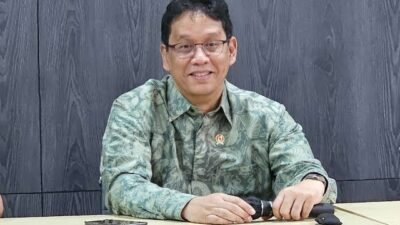 Menteri Keuangan Purbaya Yudhi Sadewa meminta masyarakat tidak panik menghadapi pelemahan rupiah dan penurunan IHSG