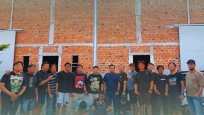 Deninteldam II/Sriwijaya Gerebek Sarang Narkoba di Lahat