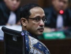 Sidang pledoi kasus Chromebook, Nadiem Makarim menyampaikan pembelaan sekaligus ucapan terima kasih kepada guru, dosen, mahasiswa, dan alumni Kampus