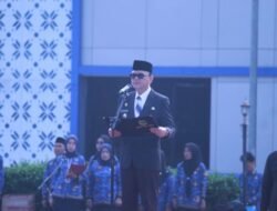 Bupati Joncik Muhammad Ajak Masyarakat Perkuat Kepedulian Lingkungan, Apresiasi Bidan dan Ketahanan Keluarga