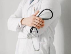 Kemenkes Evaluasi Program Internship setelah Enam Dokter Magang Meninggal Sepanjang 2026