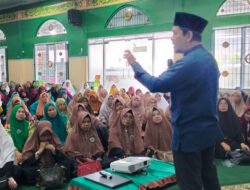 KUA Alang Lebar dan KDEKS Sumsel Gelar Literasi Keuangan Syariah bagi Majelis Taklim
