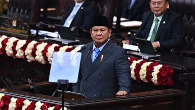 Prabowo Tetapkan Target Besar 2027: Kemiskinan dan Pengangguran Turun, 100 Ribu Sekolah Direnovasi