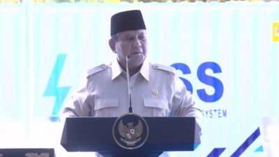 Prabowo Tantang Menteri Bangun PLTS 100 GWp dalam Tiga Tahun