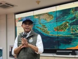 Dampak Karhutla Sampai Ke Negara Tetangga Malaysia, Raja Juli Menhut : Asap Tidak Punya KTP