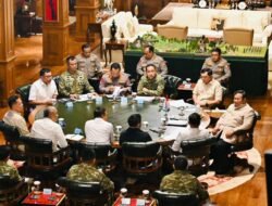 Prabowo Terima Panglima TNI dan Kapolri di Hambalang, Bahas Situasi Nasional dan Karhutla